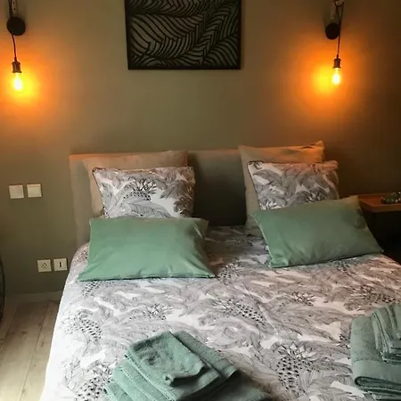 D'hote A La Maison Du Petit Bois 4 Etoiles Отель типа 