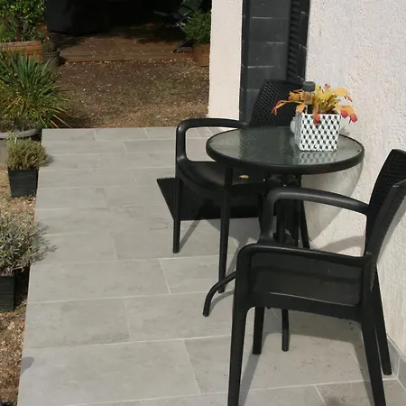 D'hote A La Maison Du Petit Bois 4 Etoiles Ventenac-Cabardes